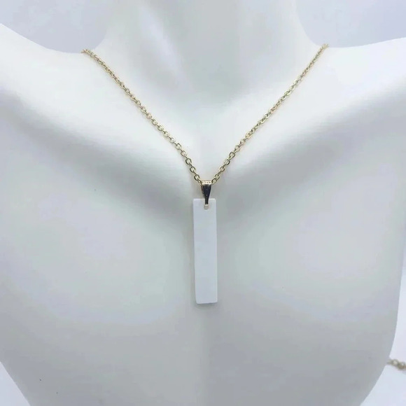 RECTANGLE Mother of Pearl Necklace - Picture 3 of 5